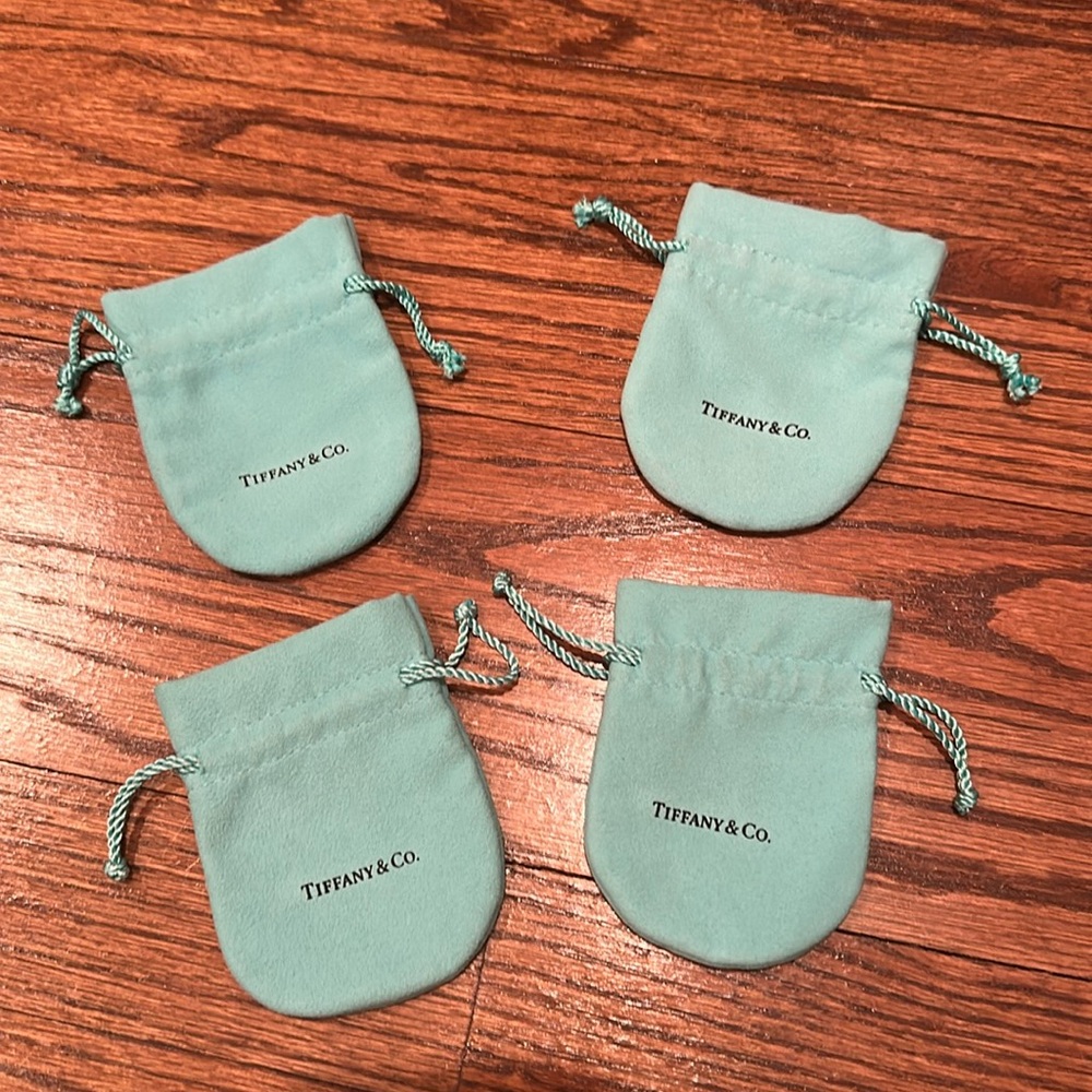 EUC 4 Small Tiffany & Co. drawstring jewelry bags